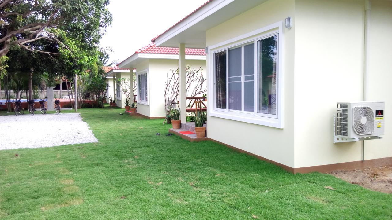 Pat'S Hideaway Bungalows Районг Екстериор снимка