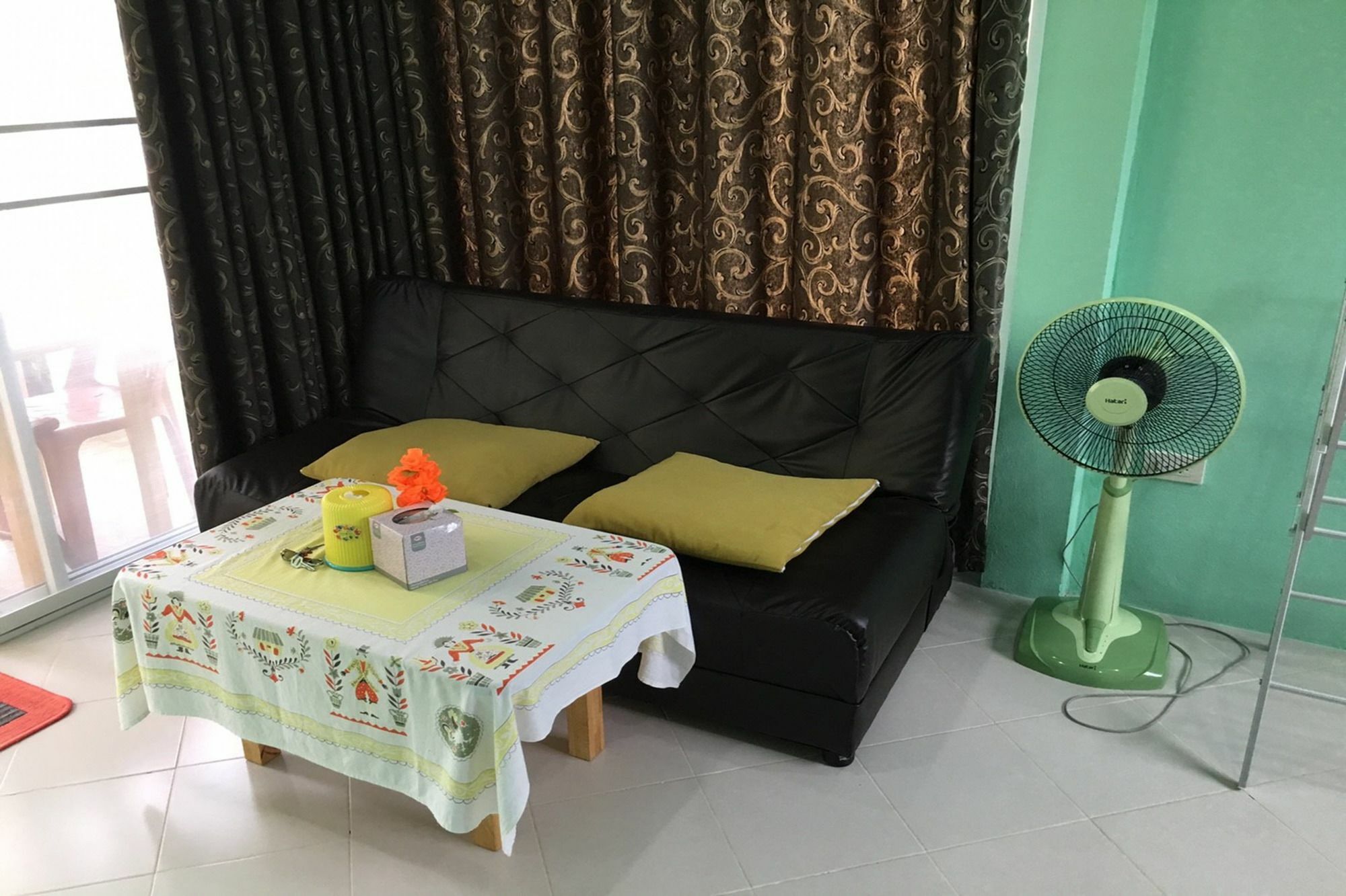 Pat'S Hideaway Bungalows Районг Екстериор снимка